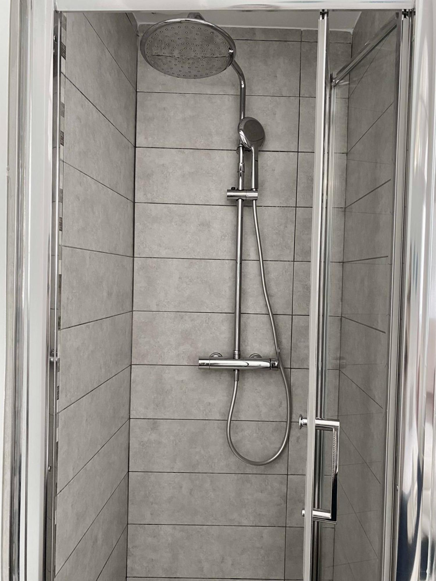 Budget-Friendly 1Br In The City Center Gibraltar Eksteriør bilde